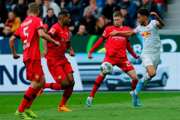 Top 4 Bundesliga đều không thắng đêm qua - Bóng Đá