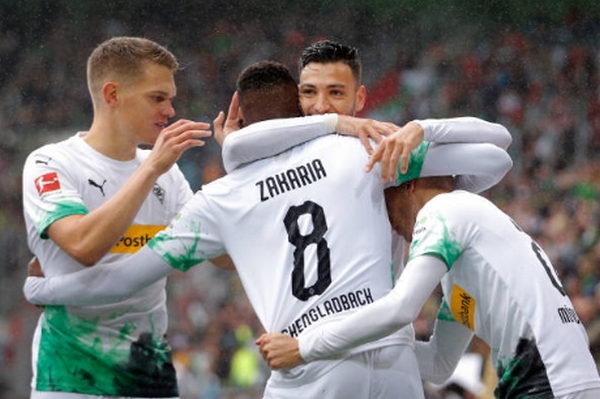 Ngôi đầu Bundesliga chính thức vào tay chủ nhân mới - Bóng Đá