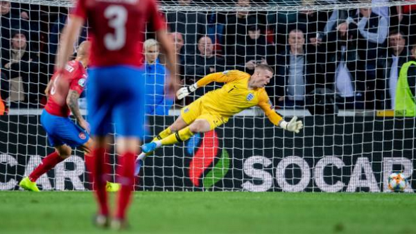 Thua ngược CH Séc, tuyển Anh bỏ lỡ cơ hội giành vé sớm - Bóng Đá