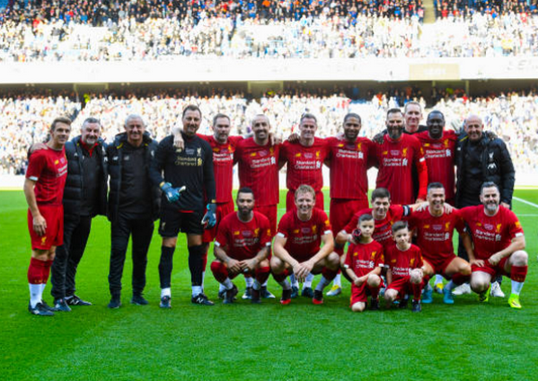 Steven Gerrard tham dự trận huyền thoại Liverpool vs Rangers - Bóng Đá
