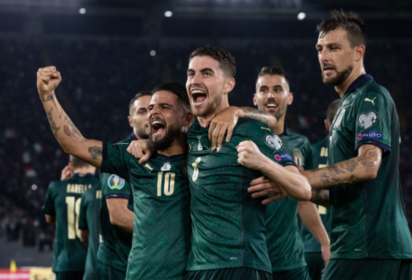 CHÍNH THỨC: Nga, Ba Lan giành vé đến EURO 2020 - Bóng Đá