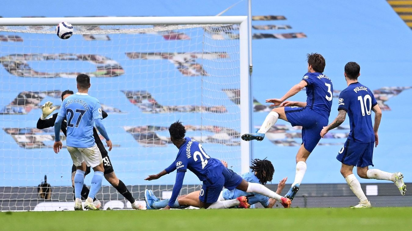 Pep Guardiola chỉ đang đánh lừa Chelsea - Bóng Đá