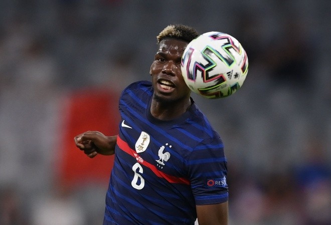 Học theo Ronaldo, Pogba khiến  - Bóng Đá