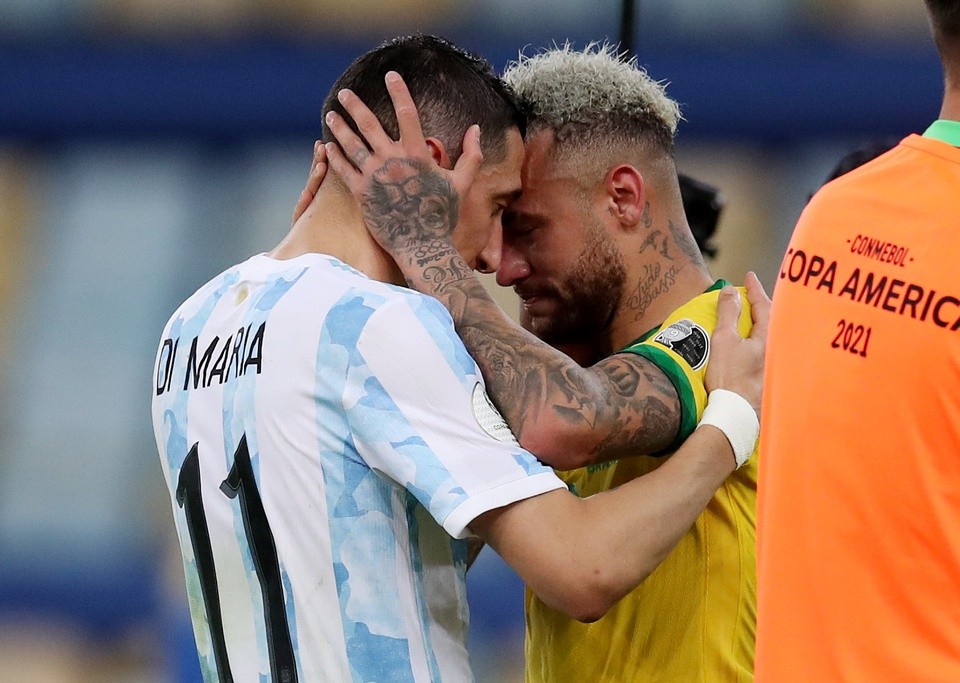 Neymar gây choáng, bật khóc nức nở rồi lại cười toe toét - Bóng Đá