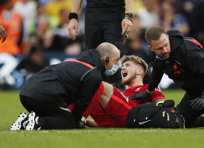 Harvey Elliott gãy chân - Bóng Đá