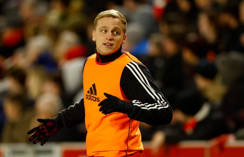 Bằng chứng cho thấy Van de Beek bị đồng đội cô lập ở Man Utd - Bóng Đá
