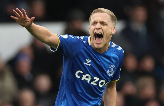Sự khác biệt của Donny van de Beek - Bóng Đá