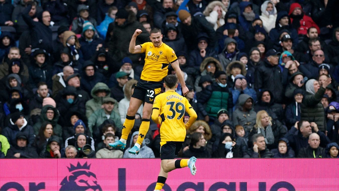 Tottenham thua 3 trận liền, Top 4 xa dần - Bóng Đá