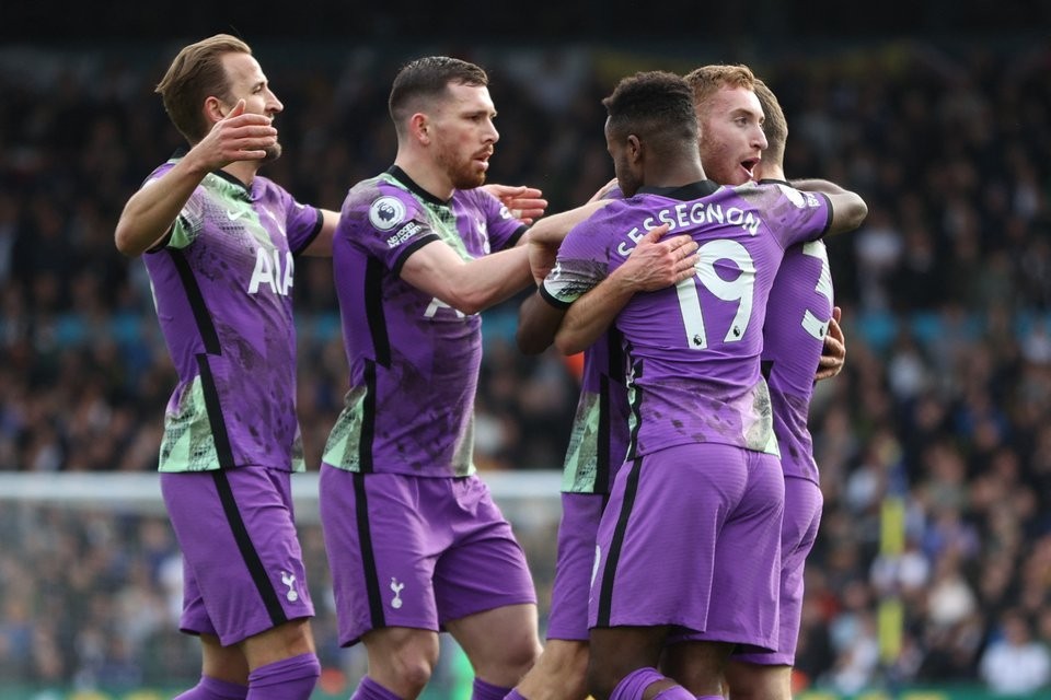 Hiệu ứng Conte; Son và Kane đi vào lịch sử Premier League - Bóng Đá