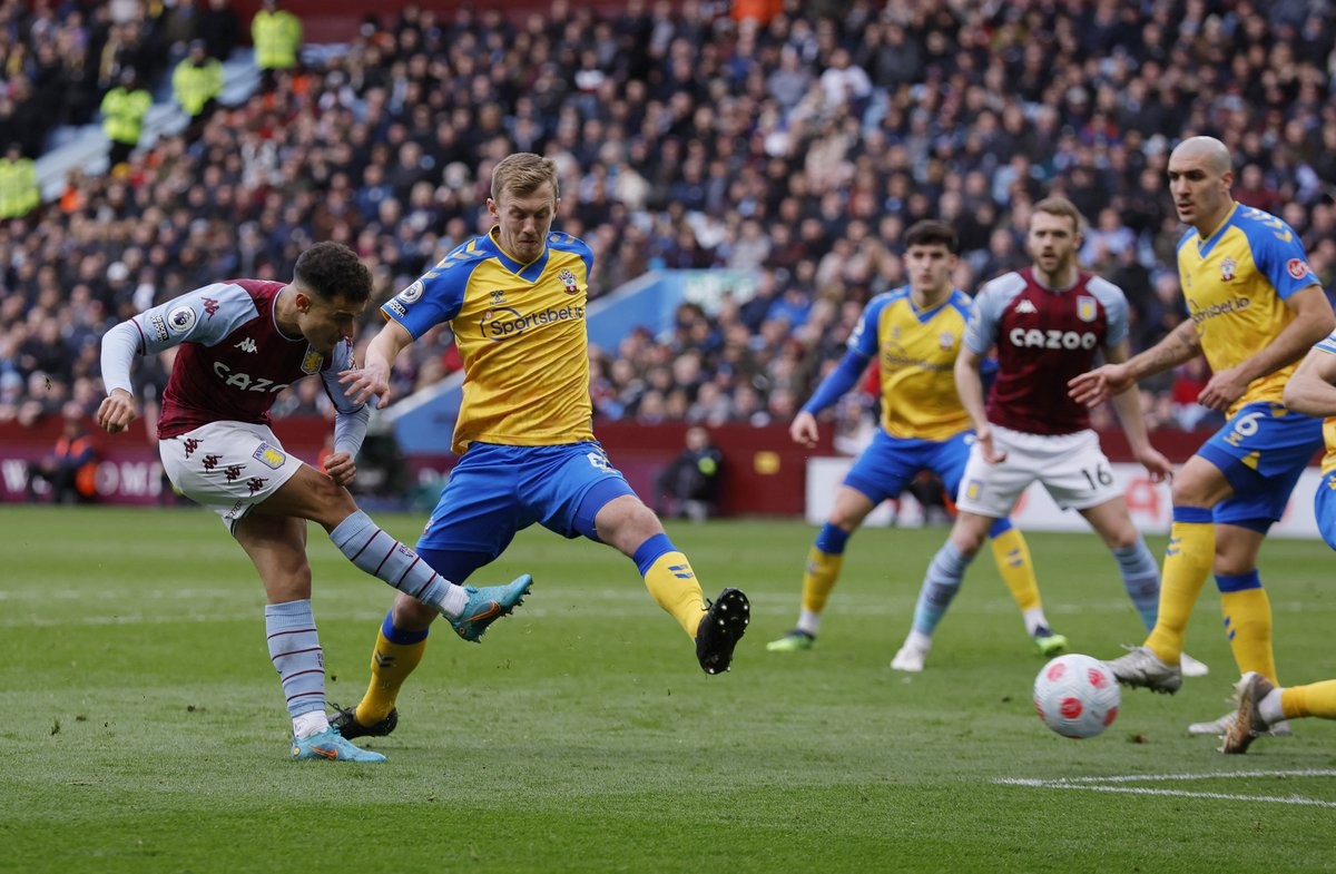 Coutinho tỏa sáng trong chiến thắng 4 sao của Aston Villa - Bóng Đá