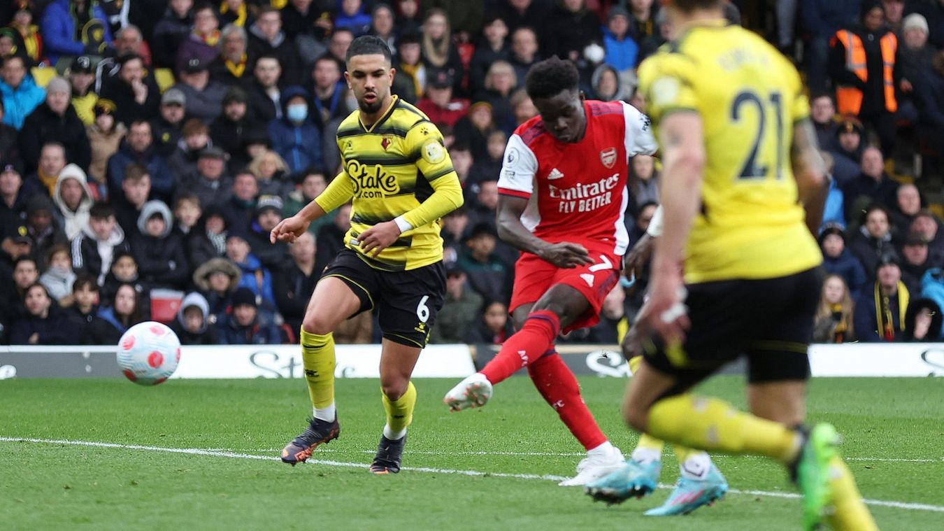 Trận Watford - Arsenal tái hiện siêu phẩm ngả bàn đèn của Rooney - Bóng Đá