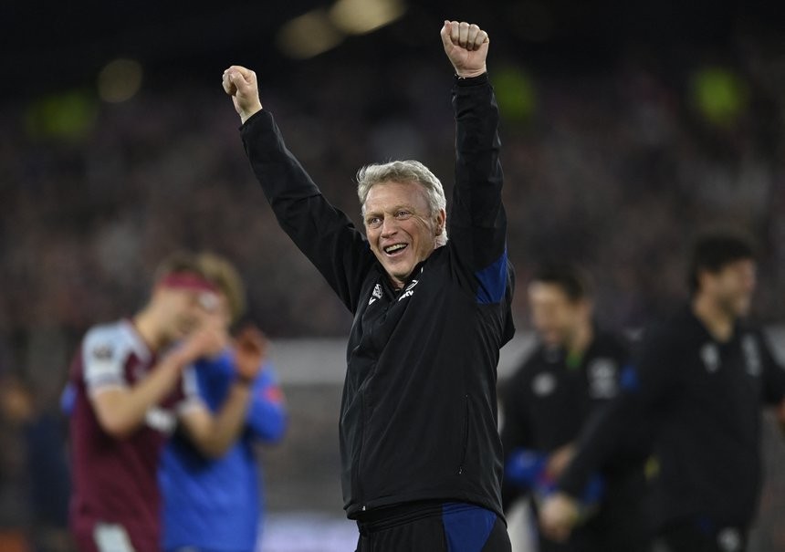 Thầy trò David Moyes loại Sevilla khỏi Europa League - Bóng Đá