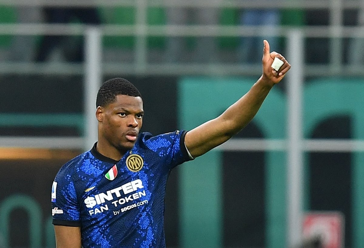 Inter Milan tụt lại trong cuộc đua vô địch Serie A - Bóng Đá