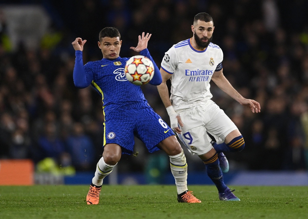 Benzema xuất sắc hay ăn may nhất lịch sử? - Bóng Đá