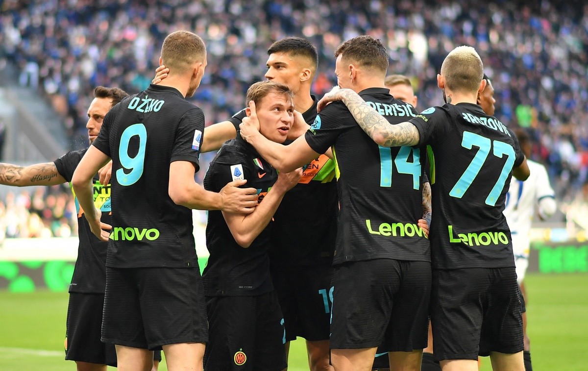 Inter phả hơi nóng vào cuộc đua vô địch Serie A - Bóng Đá