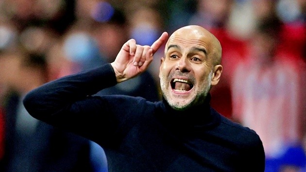 Pep đáp trả việc Simeone nói bị mình 