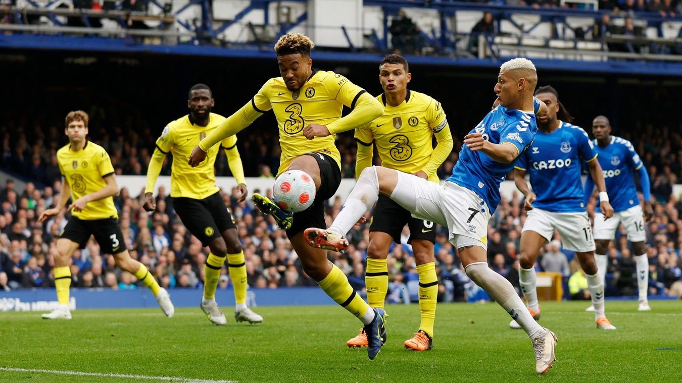 Cuộc đua Top 4 Premier League xuất hiện đối thủ điên rồ - Bóng Đá