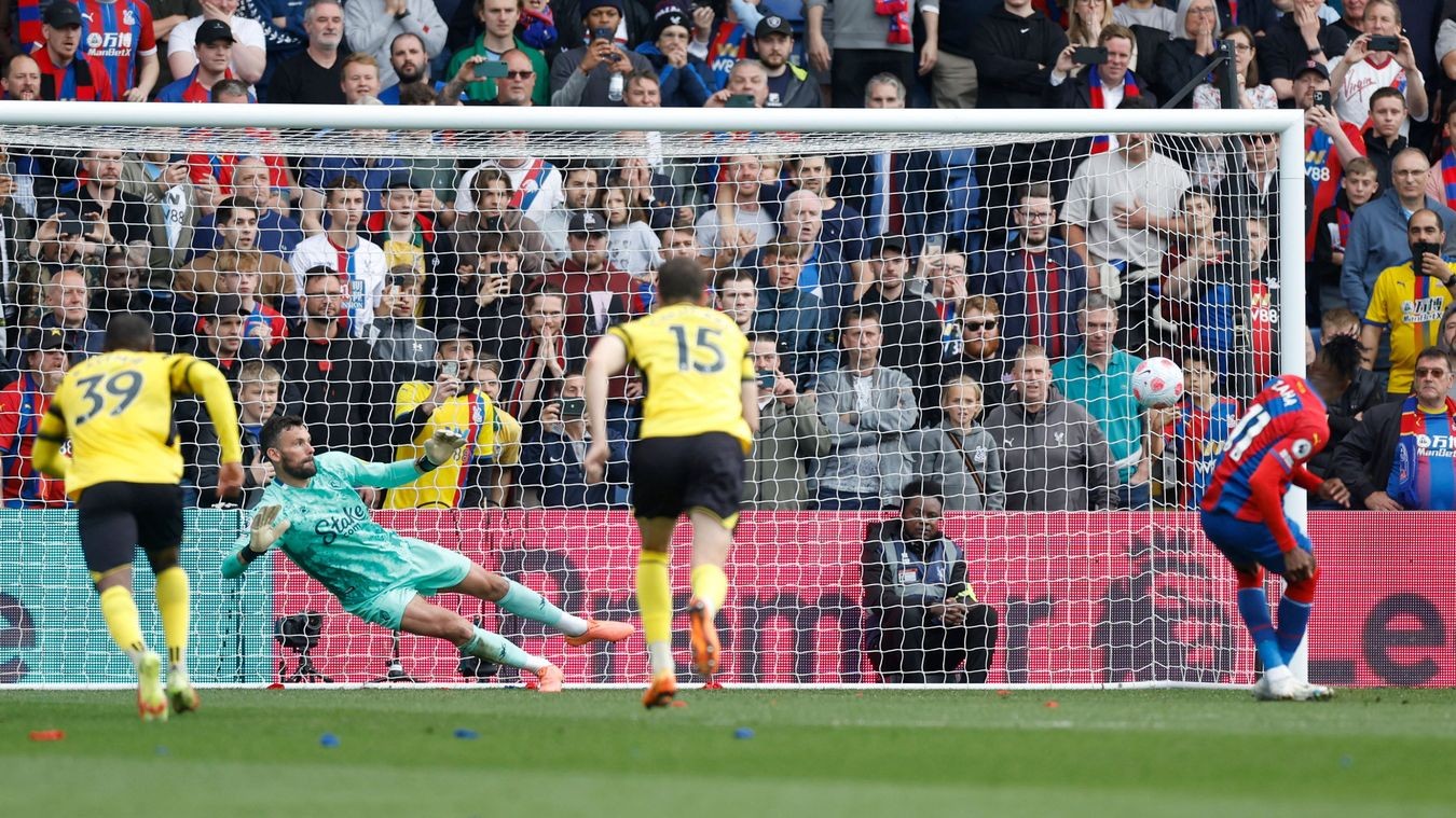 CHÍNH THỨC! Đội bóng thứ 2 ở Premier League rớt hạng - Bóng Đá