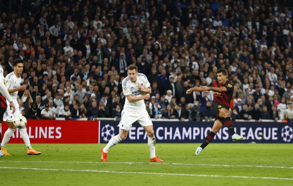 Loạt trận điên rồ ở vòng bảng Champions League - Bóng Đá