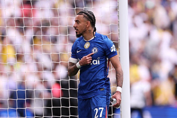 Malo Gusto - 5 điểm: Trong khi Chelsea tận hưởng chiến thắng, Gusto lại thi đấu khá mờ nhạt và có nhiều pha xử lý lỗi.