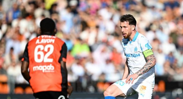 Marseille gặp nhiều khó khăn trước Nice.