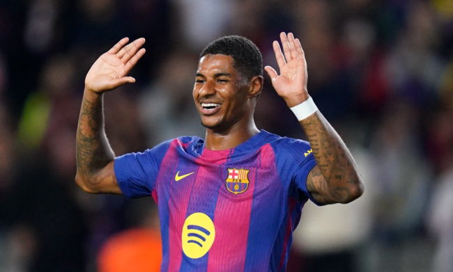 Rashford thăng hoa ở Barca.