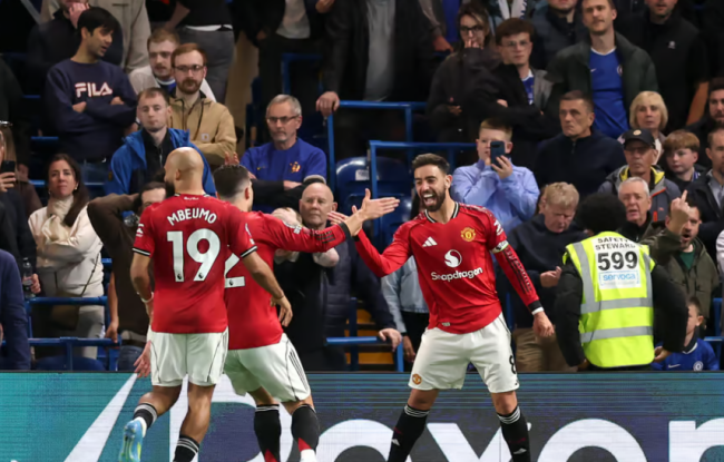 Man Utd có cơ hội lớn giành vé dự Champions League.