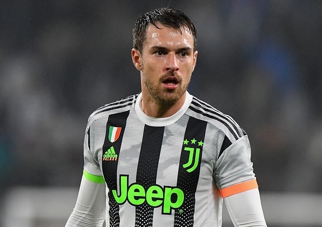 Người cũ Premier League thi đấu thế nào tại Serie A? - Bóng Đá