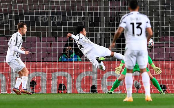 5 điểm nhấn Barca 0-3 Juve: Ronaldo ngạo nghễ, Blaugrana bạc nhược - Bóng Đá