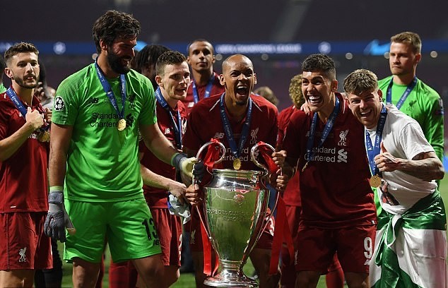 After a slow start and many doubters, undefeated Fabinho is the 'lighthouse' looking to lead Jurgen Klopp's side to greatness - Bóng Đá