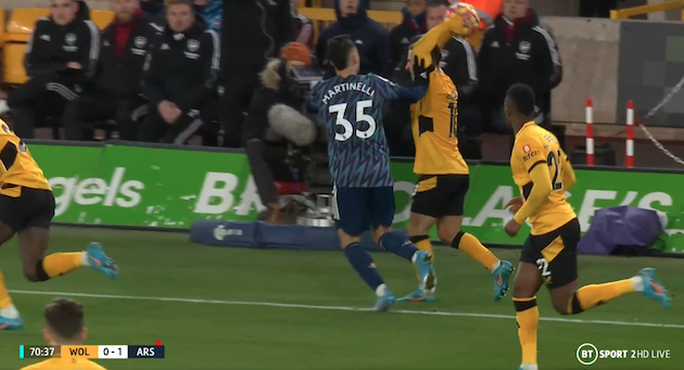 Martinelli bị đuổi trong tình huống hy hữu, Arteta nổi đóa với trọng tài - Bóng Đá