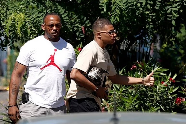 Mbappe bảnh bao trong ngày trở lại PSG - Bóng Đá