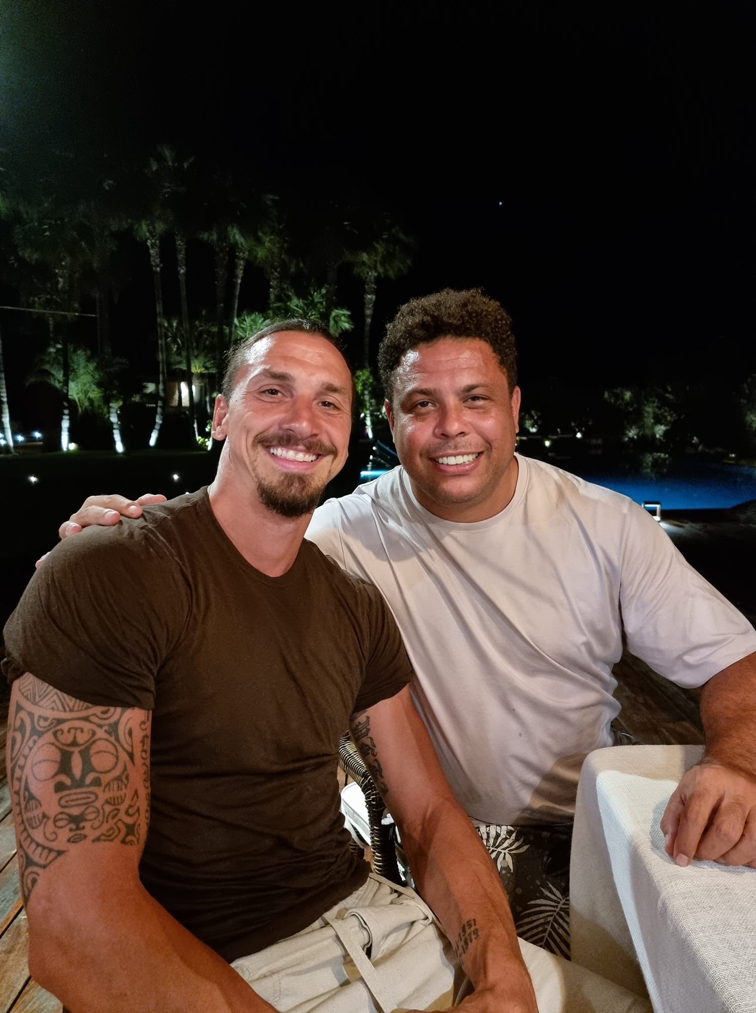 Choáng với cơ bắp cuồn cuộn của Ibrahimovic ở tuổi 39 - Bóng Đá
