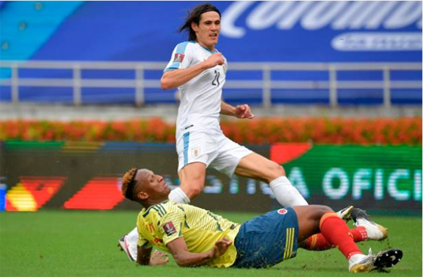 Cavani, Suarez nổ súng, Uruguay quật ngã Colombia ngay trên sân khách - Bóng Đá