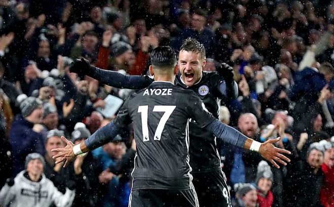 Jamie Vardy ghi bàn ầm ầm, Leicester City thăng hoa không thể cản - Bóng Đá