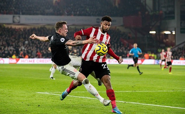 Ngày Phil Jones phá team, 