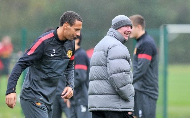 Rio Ferdinand suggests Harry Maguire should be taken out of firing line - Bóng Đá