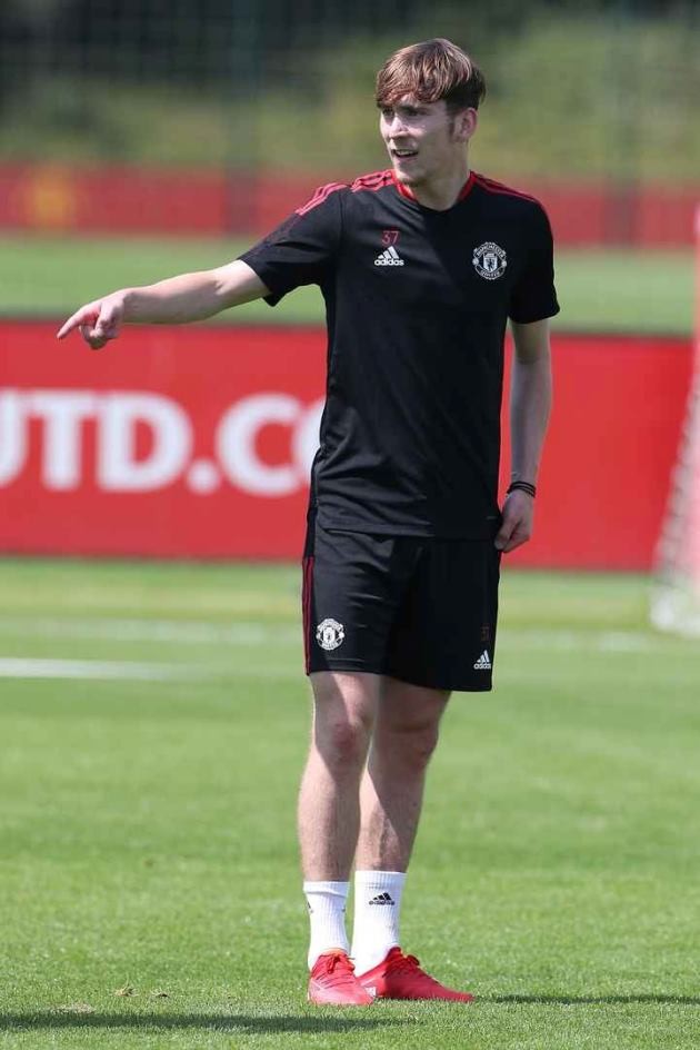 Man Utd tập luyện - Bóng Đá