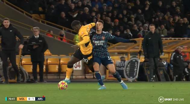 Martinelli bị đuổi trong tình huống hy hữu, Arteta nổi đóa với trọng tài - Bóng Đá