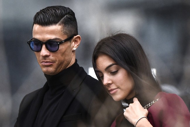 Không Ronaldo, Man Utd xếp... nửa dưới BXH Premier League - Bóng Đá