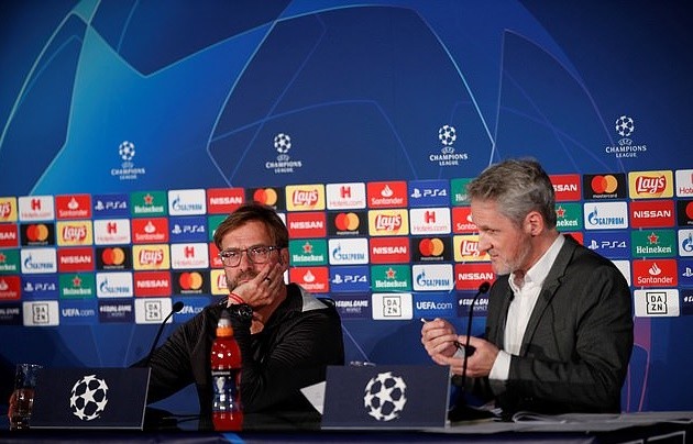 'I should have done better and I'm sorry': Jurgen Klopp publicly apologises to 's***' German interpreter - Bóng Đá