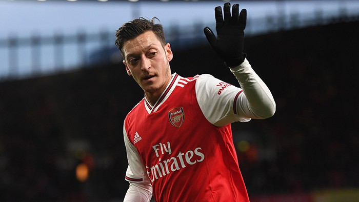 Aubameyang sắp vượt mặt Ozil, nhận lương khủng nhất đội hình Arsenal? - Bóng Đá
