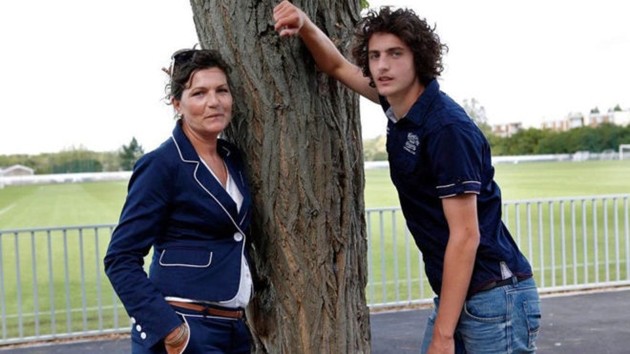 Chiêu mộ Rabiot, Man Utd coi chừng 