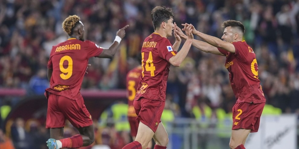 AS Roma của Jose Mourinho tạo nên điều điên rồ - Bóng Đá