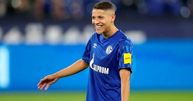 Italian media: Liverpool keen on Bundesliga midfield gem, Klopp to use friendship with Schalke boss to get him - Bóng Đá