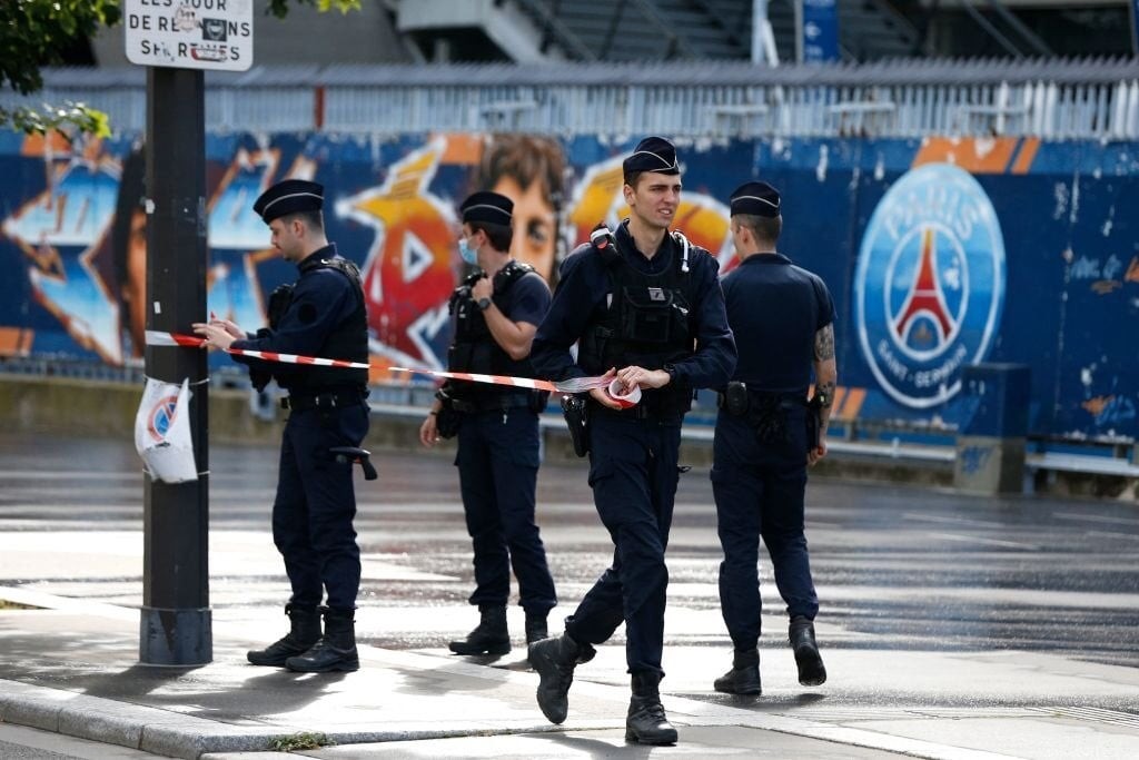 PSG trải thảm đỏ đón Messi hoành tráng - Bóng Đá