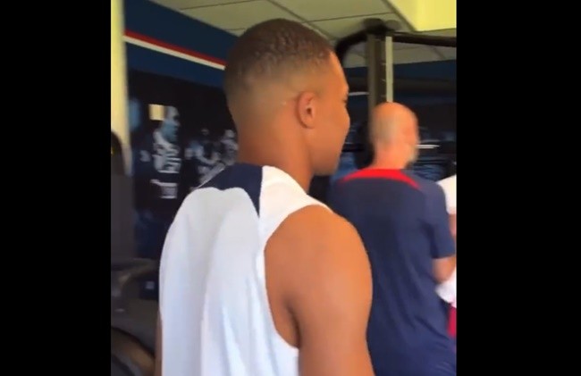 Mbappe bảnh bao trong ngày trở lại PSG - Bóng Đá