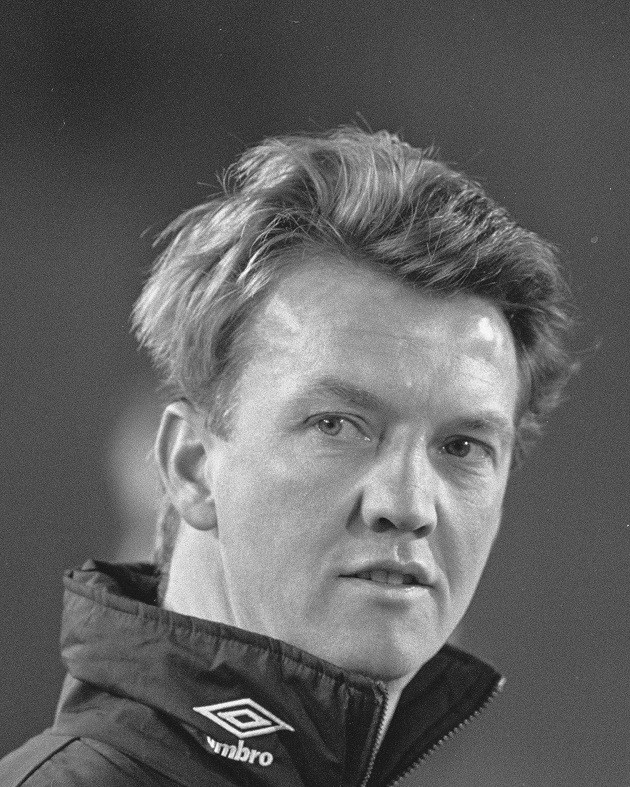 Louis van Gaal 70 years old - Bóng Đá