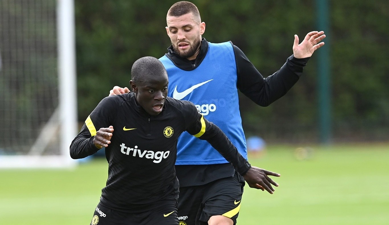 Siêu chiến binh trở lại, trò cưng Lampard phô diễn kỹ thuật trên sân tập Chelsea - Bóng Đá