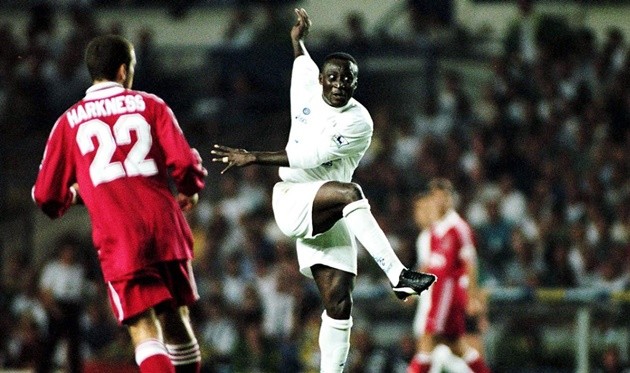 Bạn có biết 18 khoảnh khắc mang tính lịch sử tại Premier League? - Bóng Đá